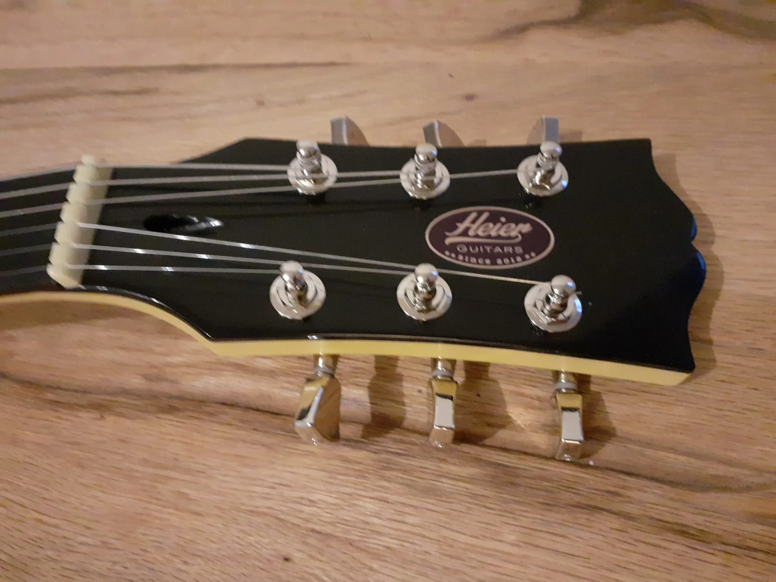 Heier #11 LP Double Cut – Detailansicht 6 – Custom E-Gitarre von Heier Guitars bei Dresden und Meißen